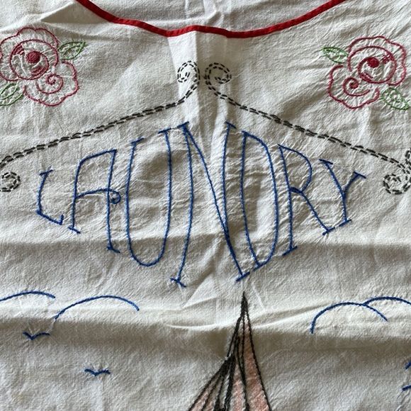 VINTAGE Nautical Embroidered Garment Bag with Sailboat Design - Picture 3 of 6